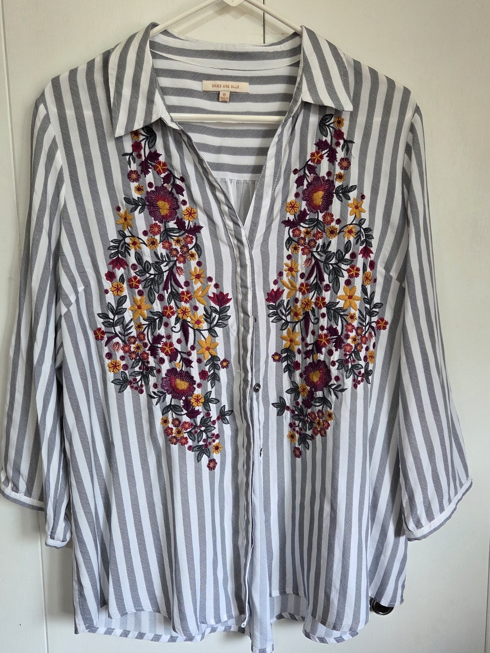 Skies Are Blue Gray & White Striped Floral Embroidered Button-Down Top